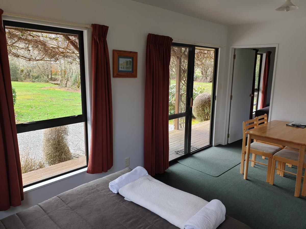 Moana Lake Brunner Country Motel & Holiday Park מראה חיצוני תמונה