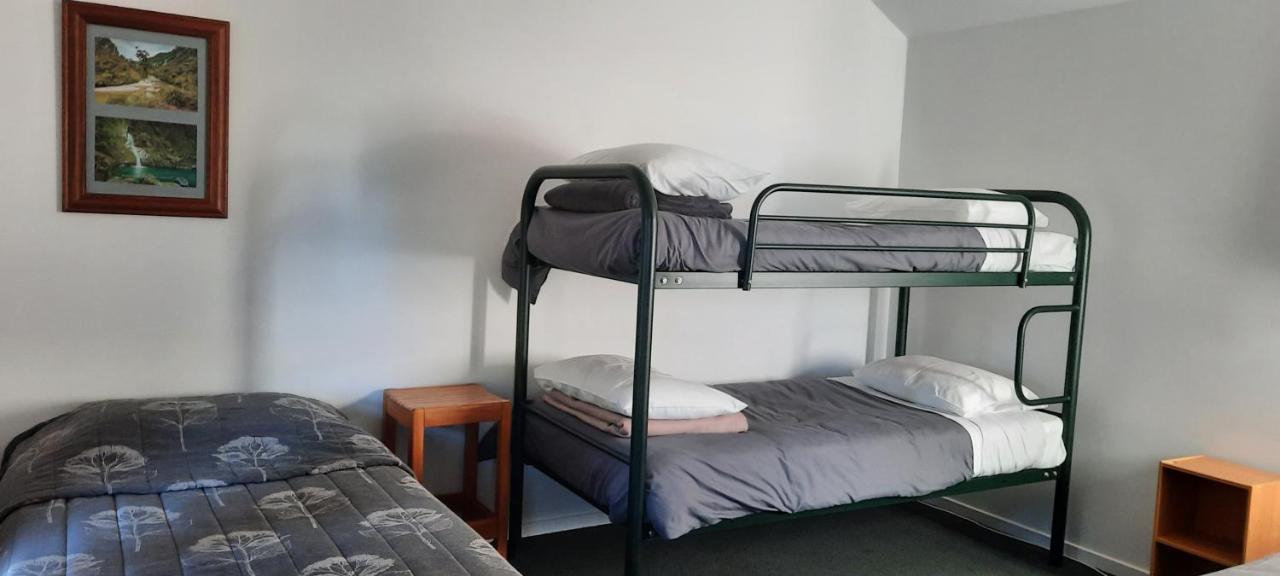 Moana Lake Brunner Country Motel & Holiday Park מראה חיצוני תמונה