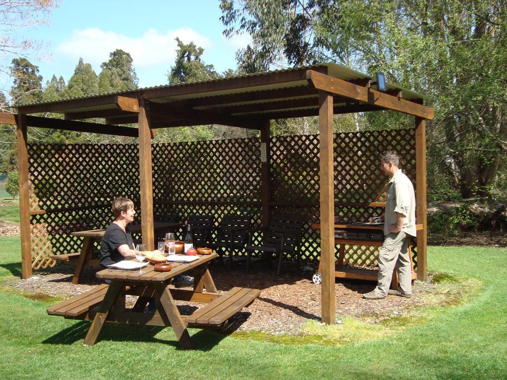 Moana Lake Brunner Country Motel & Holiday Park מראה חיצוני תמונה