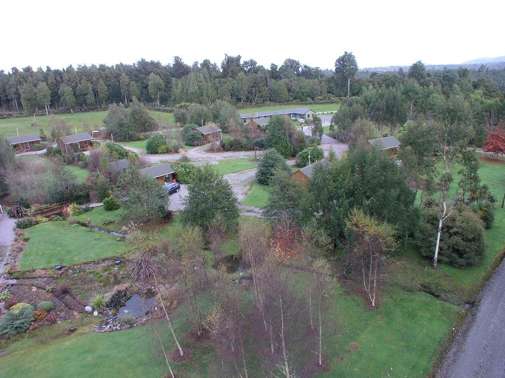 Moana Lake Brunner Country Motel & Holiday Park מראה חיצוני תמונה