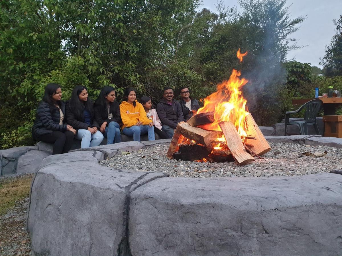 Moana Lake Brunner Country Motel & Holiday Park מראה חיצוני תמונה